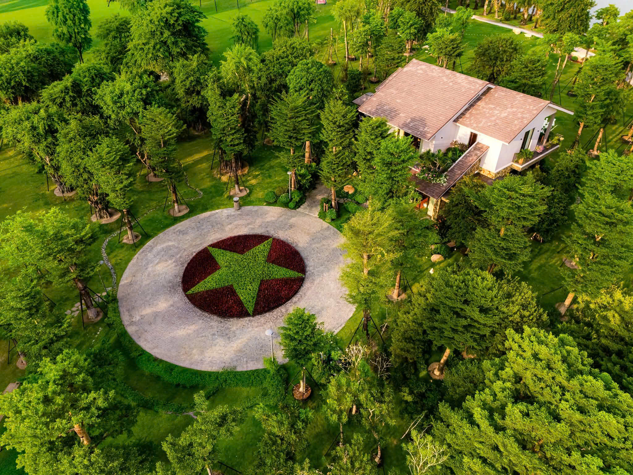 30 Tháng 4, 2026 30 4 2026 Eco Retreat 16